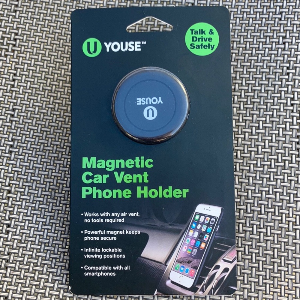 ⚜️Magnetic Car Vent Cell Phone Holder! NWT!